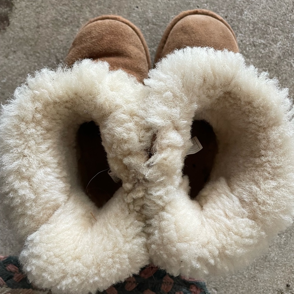 Ugg girls size 11 boots.